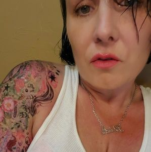 Meet your Posher, Angel